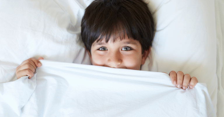 Лесби досын жазалайды